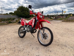 Suzuki TSR 125 7000km - 1990 by Saad GDB