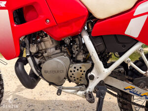 Suzuki TSR 125 7000km - 1990 by Saad GDB