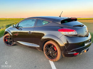 Renault Mégane 3 RS Trophy - 2011