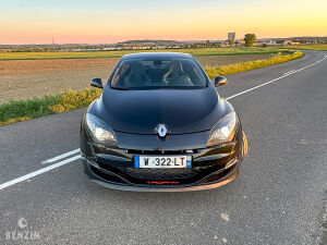 Renault Mégane 3 RS Trophy - 2011