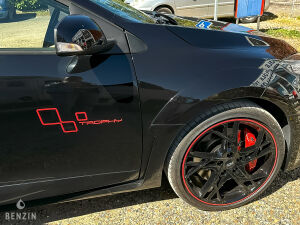 Renault Mégane 3 RS Trophy - 2011