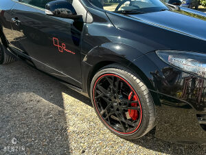 Renault Mégane 3 RS Trophy - 2011