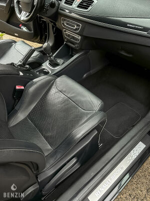 Renault Mégane 3 RS Trophy - 2011