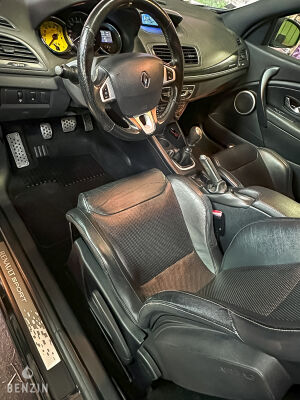 Renault Mégane 3 RS Trophy - 2011