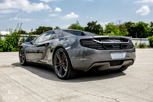 McLaren MP4 12-C Spider - 2013