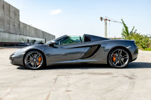 McLaren MP4 12-C Spider - 2013