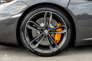 McLaren MP4 12-C Spider - 2013