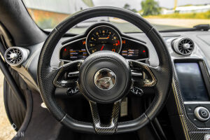 McLaren MP4 12-C Spider - 2013