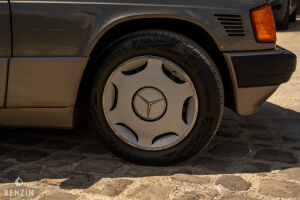 Mercedes-Benz 190D 2.5 Turbo - 1991