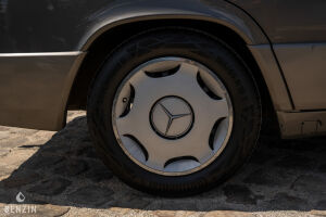 Mercedes-Benz 190D 2.5 Turbo - 1991