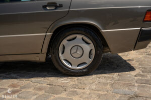 Mercedes-Benz 190D 2.5 Turbo - 1991