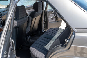 Mercedes-Benz 190D 2.5 Turbo - 1991