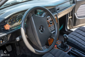 Mercedes-Benz 190D 2.5 Turbo - 1991