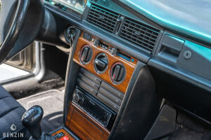 Mercedes-Benz 190D 2.5 Turbo - 1991