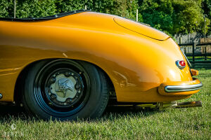 Porsche 356 Speedster Replica - 1962