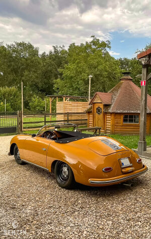 Porsche 356 Speedster Replica - 1962