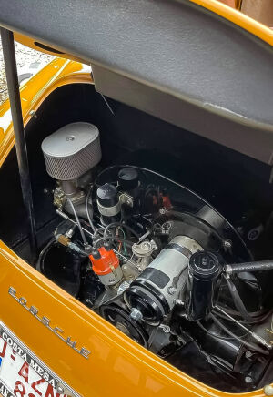 Porsche 356 Speedster Replica - 1962