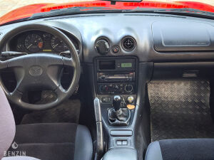 Mazda MX-5 NB - 1999