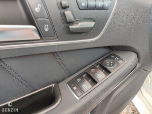 Mercedes-Benz E63 AMG Performance Package - 2012