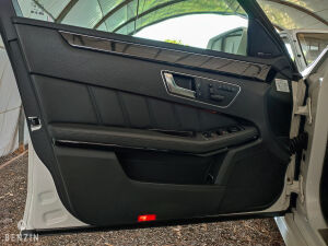 Mercedes-Benz E63 AMG Performance Package - 2012