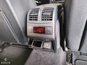 Mercedes-Benz E63 AMG Performance Package - 2012