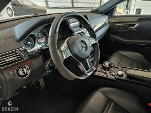 Mercedes-Benz E63 AMG Performance Package - 2012