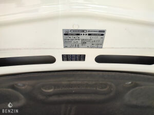 Mercedes-Benz E63 AMG Performance Package - 2012