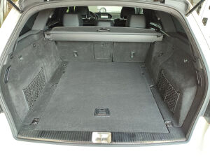 Mercedes-Benz E63 AMG Performance Package - 2012