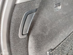 Mercedes-Benz E63 AMG Performance Package - 2012