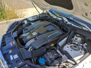 Mercedes-Benz E63 AMG Performance Package - 2012