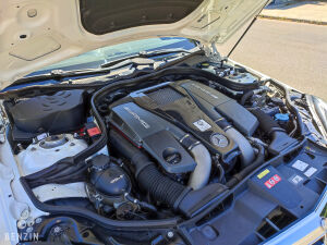 Mercedes-Benz E63 AMG Performance Package - 2012