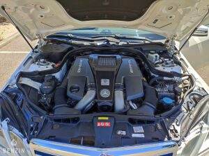 Mercedes-Benz E63 AMG Performance Package - 2012