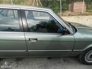 BMW 323i e30 - 1985