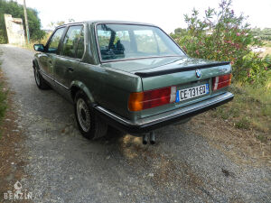 BMW 323i e30 - 1985