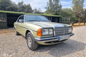 Mercedes-Benz 230C W123 - 1979