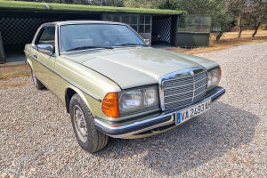 Mercedes-Benz 230C W123 - 1979