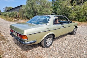 Mercedes-Benz 230C W123 - 1979