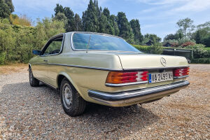 Mercedes-Benz 230C W123 - 1979