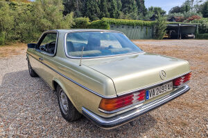 Mercedes-Benz 230C W123 - 1979