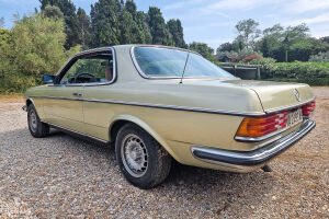 Mercedes-Benz 230C W123 - 1979