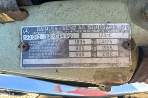 Mercedes-Benz 230C W123 - 1979