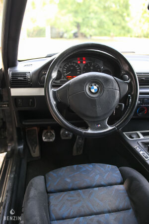 BMW 323ti e36 - 1997