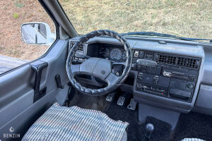 Volkswagen Caravelle T4 - 1991