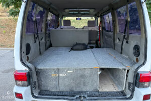 Volkswagen Caravelle T4 - 1991