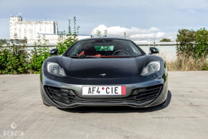 McLaren MP4 12C - 2012