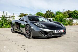 McLaren MP4 12C - 2012