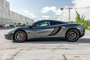McLaren MP4 12C - 2012