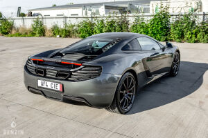 McLaren MP4 12C - 2012
