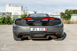 McLaren MP4 12C - 2012