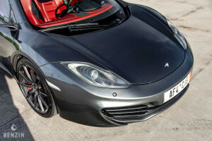 McLaren MP4 12C - 2012